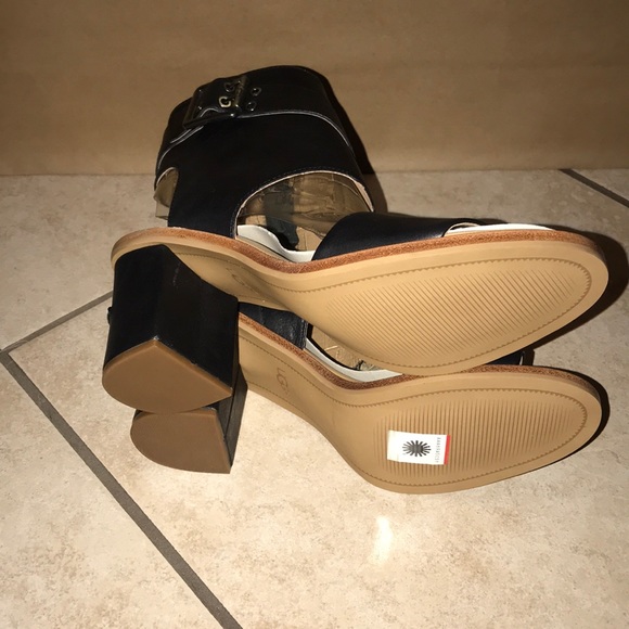 Women’s UGG CLAUDETTE Leather heels 8.5 SALE💕 - Picture 7 of 8